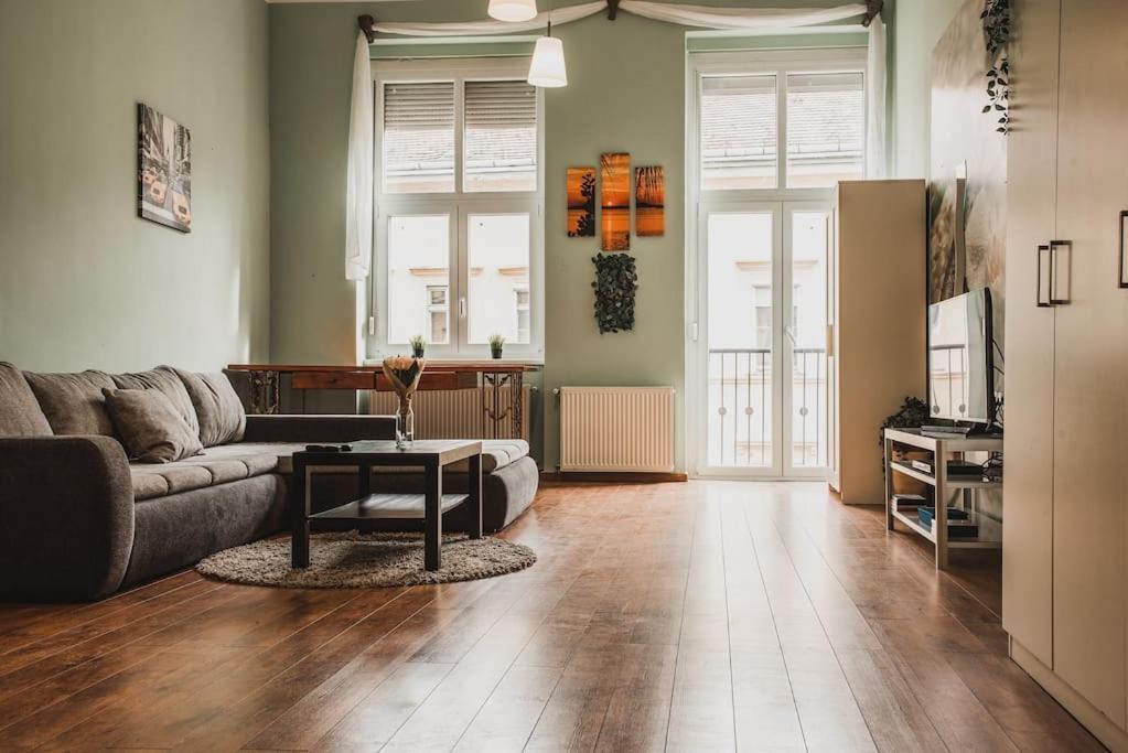 Main Street Apartment / Heart Of Bp 부다페스트 외부 사진